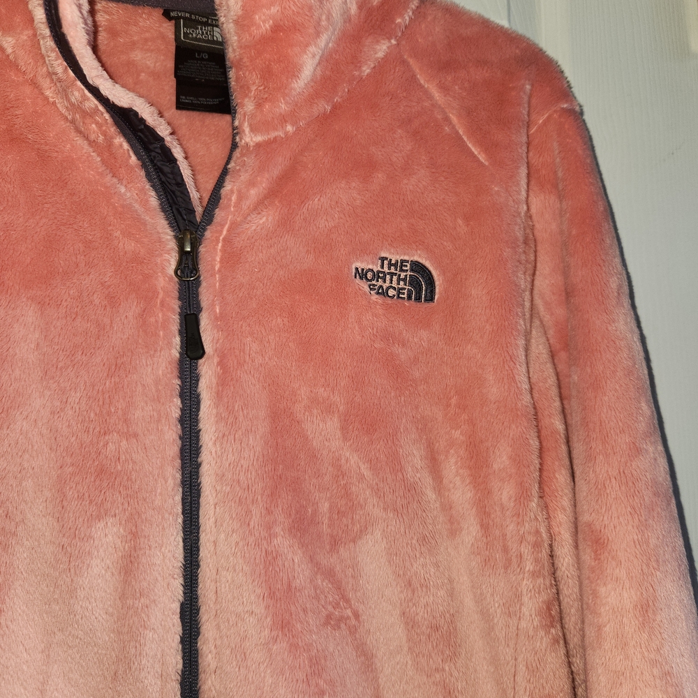 The North Face Women's Soft Pink Teddy Jacket - Picture 2 of 3